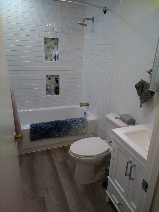 Tile tub and Shower enclosure